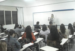 UNIFOR-MG irá oferecer curso de LIBRAS