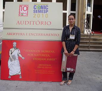 Aluna de Ciências Biológicas participa de congresso em São Paulo