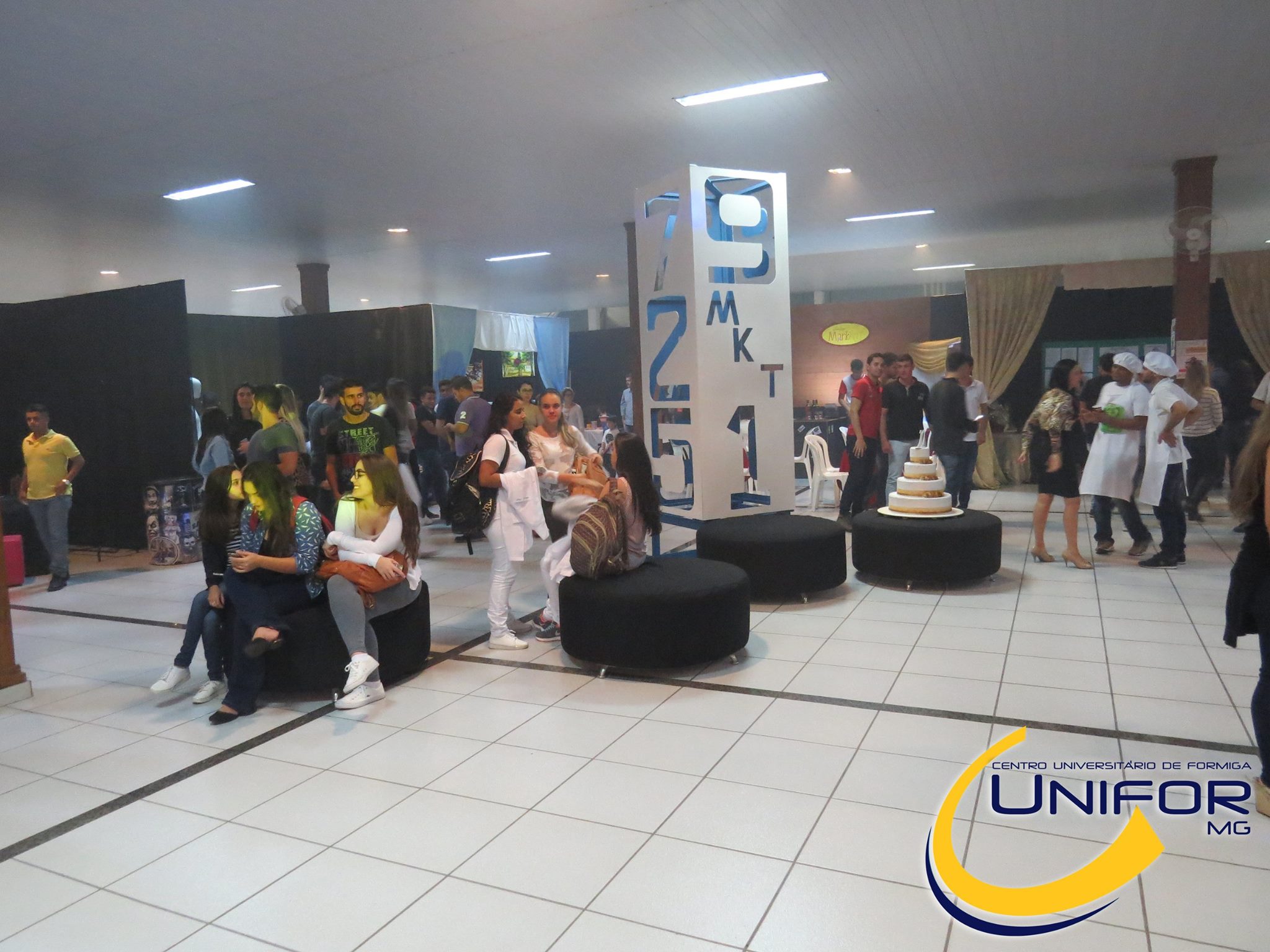 Feira Mercadológica dos Cursos de Marketing e Administração comemora dez anos