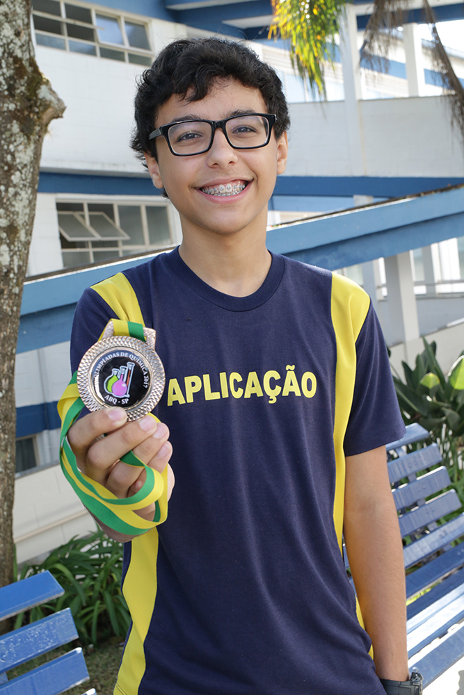 Aluno do Colégio de Aplicação é medalha de bronze na etapa de São Paulo das Olimpíadas de Química 2017