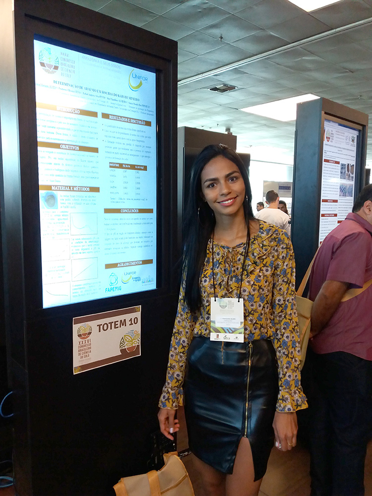 Aluna do UNIFOR-MG apresenta quatro trabalhos no Congresso Brasileiro de Ciências do Solo