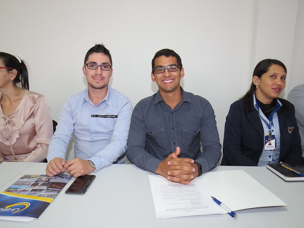 Representantes do Corpo Discente tomam posse no Conselho Universitário