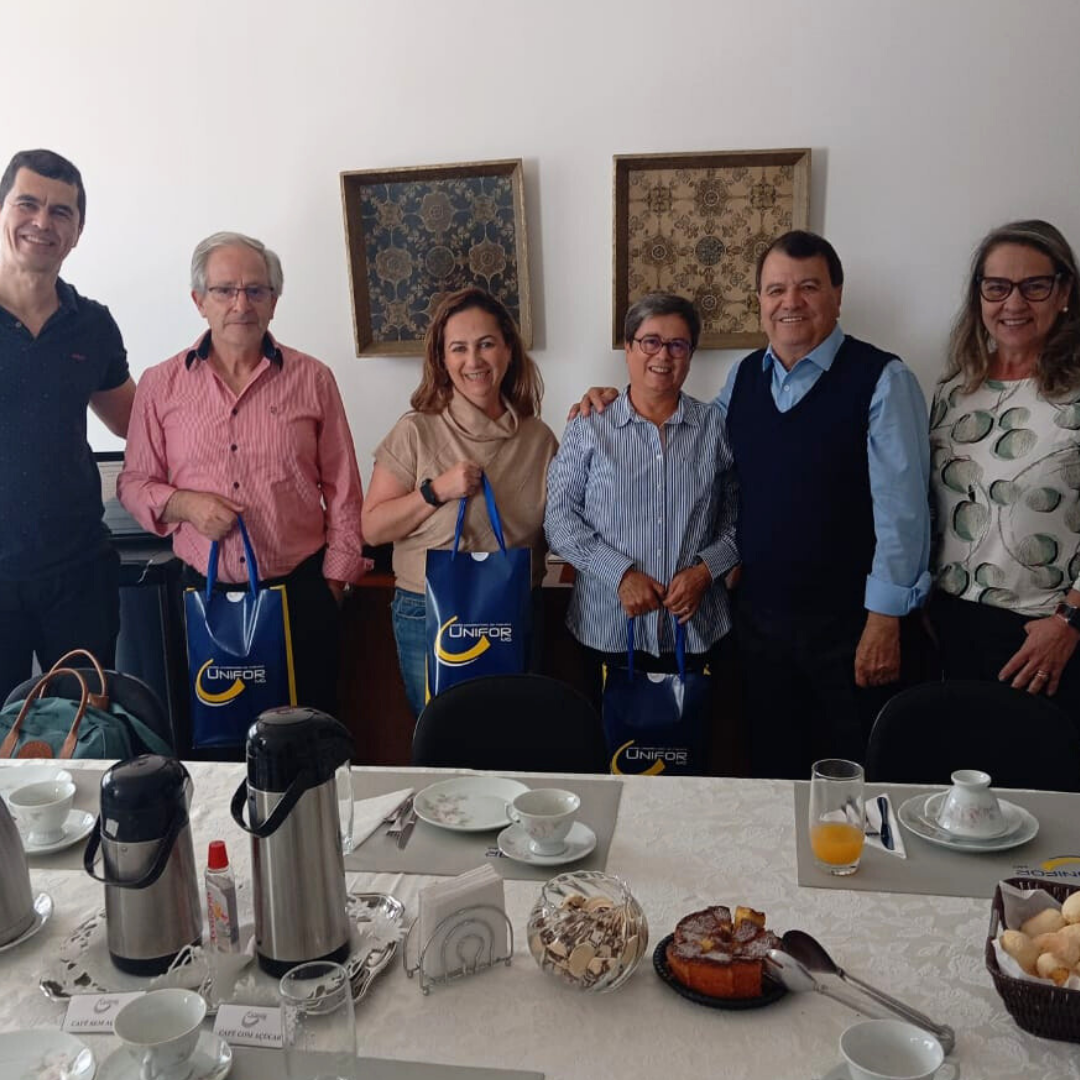 PALESTRANTES DA XXI MIPE VISITAM O CAMPUS DO UNIFOR-MG E FAZENDA LABORATÓRIO
