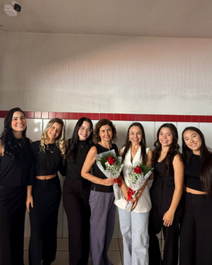 ALUNAS DE BIOMEDICINA DO UNIFOR-MG REALIZAM AÇÃO SOBRE SAÚDE MENTAL EM ESCOLA MUNICIPAL
